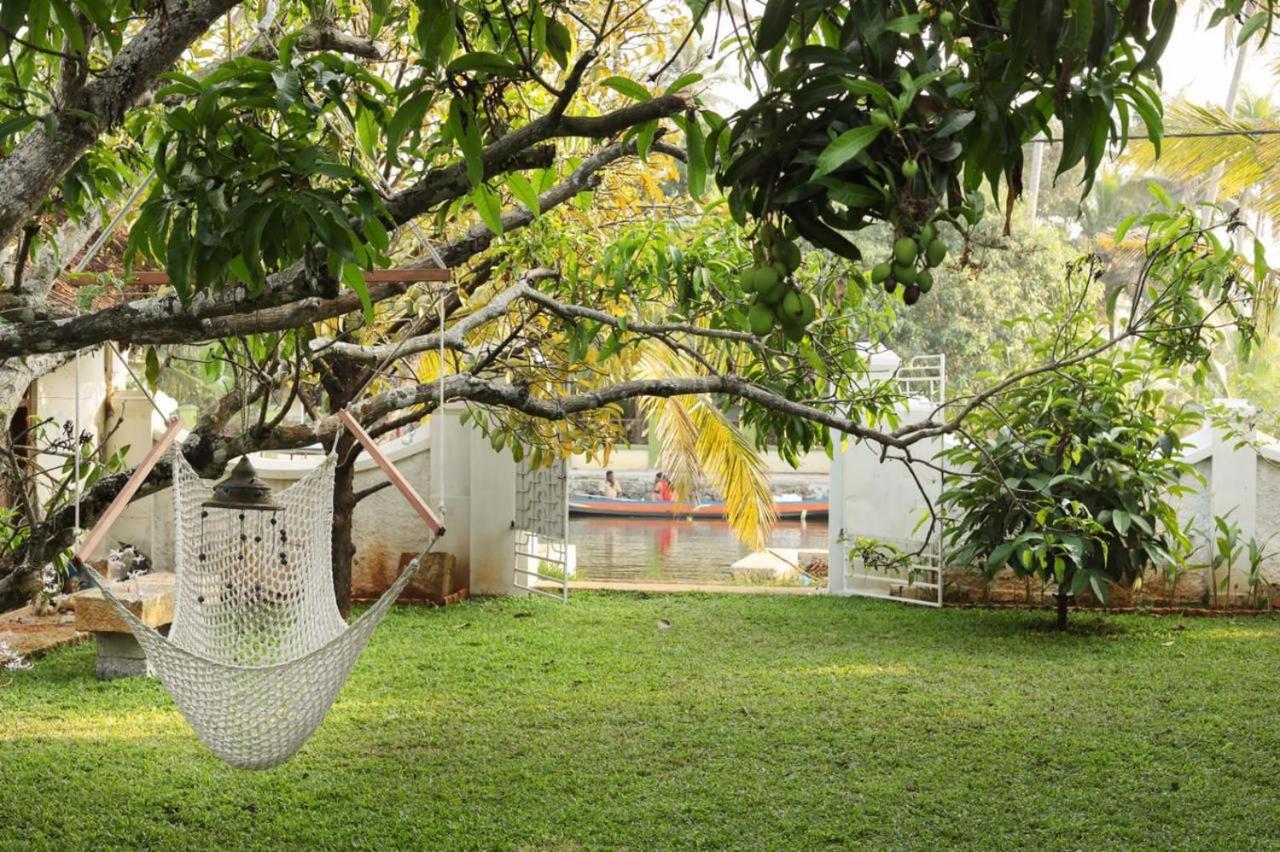 Alappuzha Beside The River מראה חיצוני תמונה